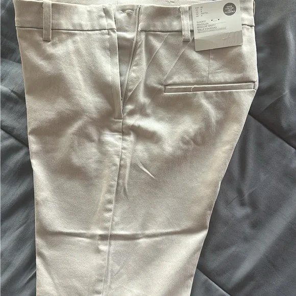 Straigh Pants - Picture 2 of 4